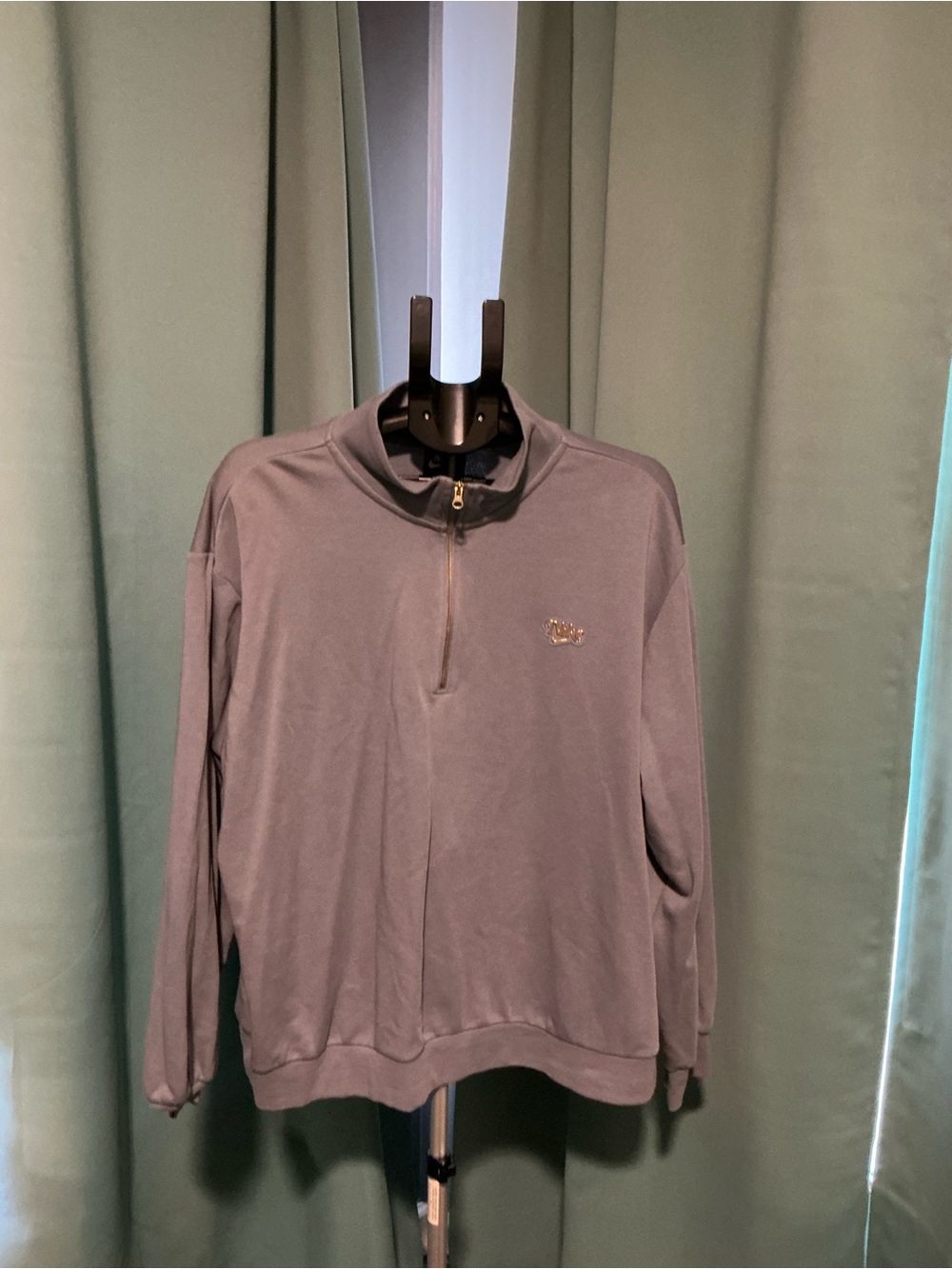 NWOT NIKE Ladies size 1X Quarter zip pullover in Periwinkle Purple